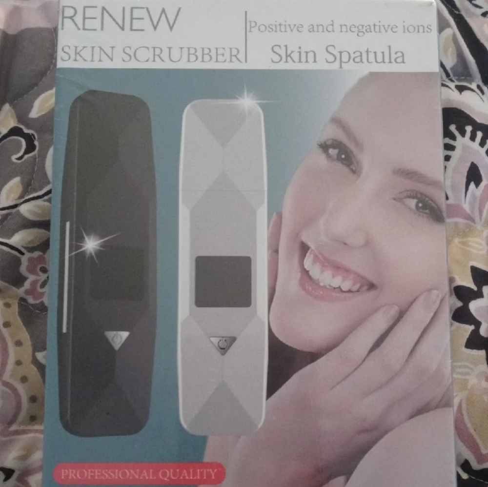 Skin scrubber